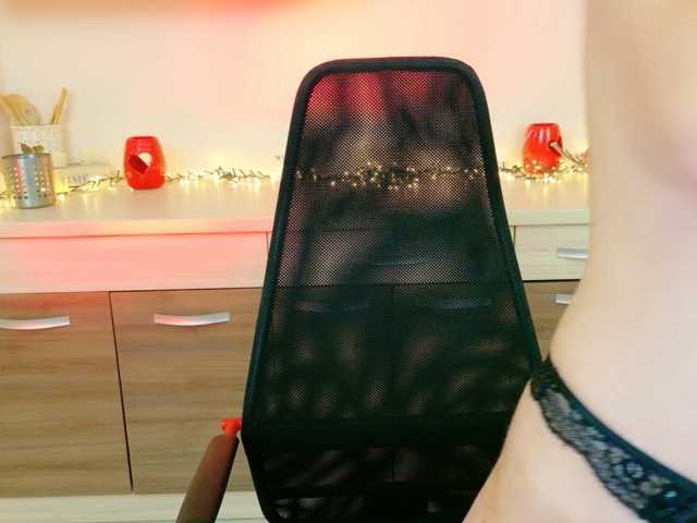 Julia-Jae live cam preview