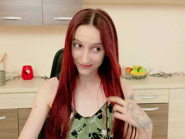 Julia-Jae live cam on BongaCams