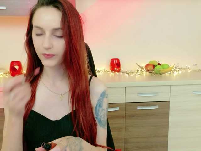 Julia-Jae live cam preview