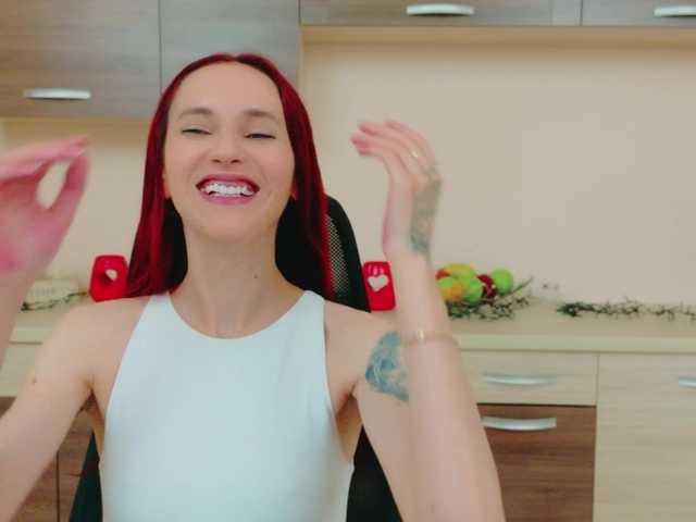 Julia-Jae live cam on BongaCams