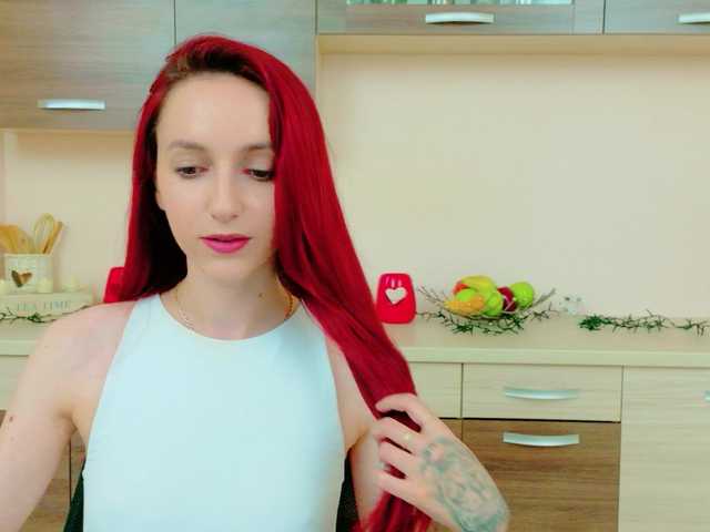 Julia-Jae live cam on BongaCams