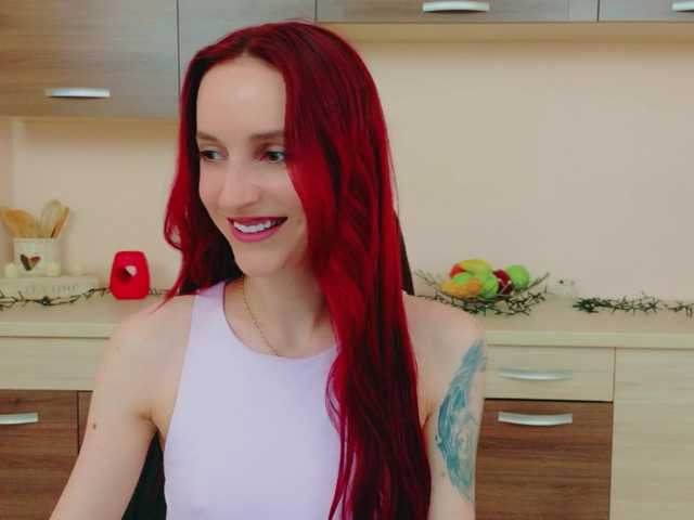 Julia-Jae live cam on BongaCams