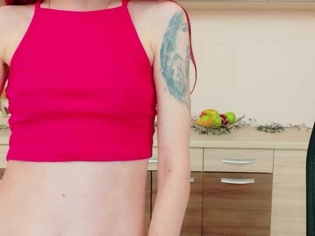Julia-Jae live cam on UnifiedCams