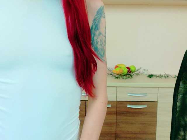 Julia-Jae live cam on BongaCams
