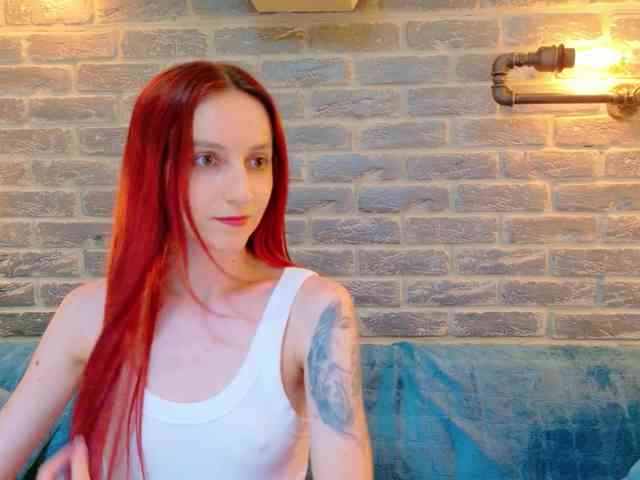 Julia-Jae webcam