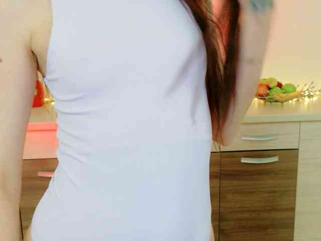 Julia-Jae webcam