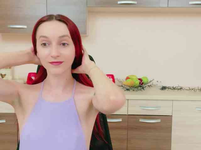 Julia-Jae webcam
