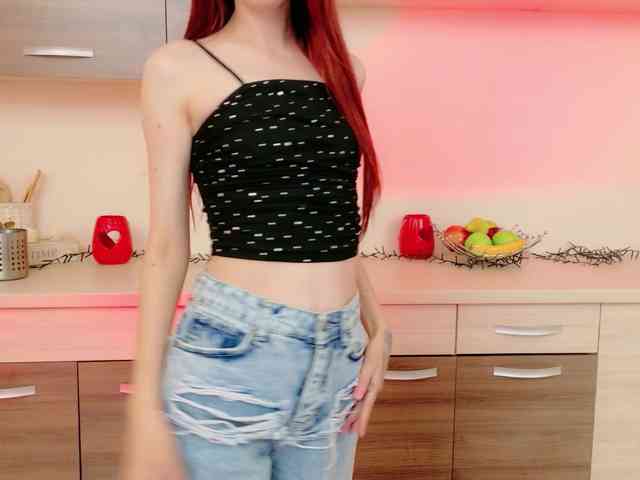 Julia-Jae webcam