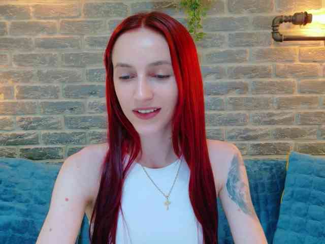 Julia-Jae webcam