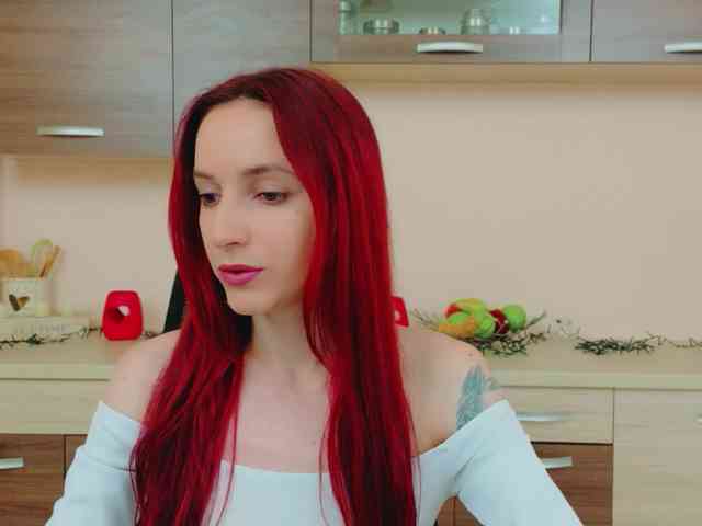 Julia-Jae webcam
