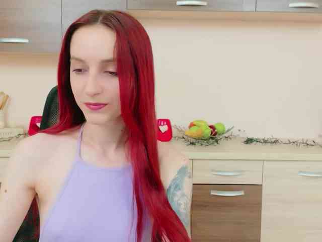 Julia-Jae webcam