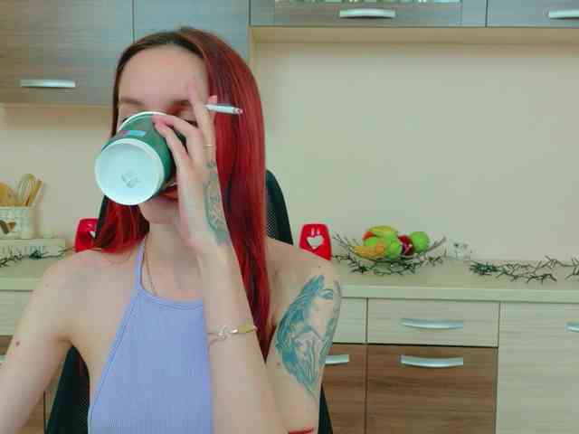 Julia-Jae webcam