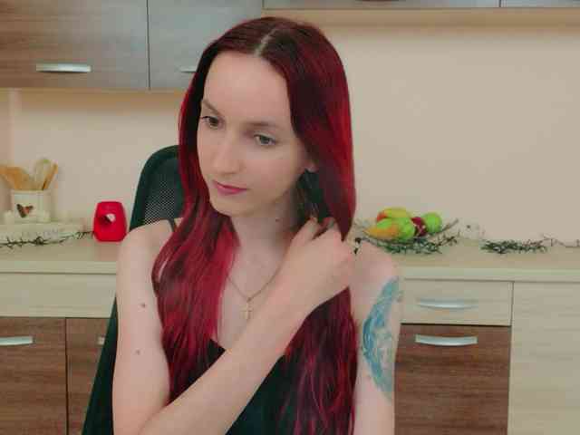 Julia-Jae webcam