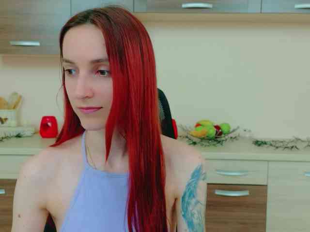 Julia-Jae webcam