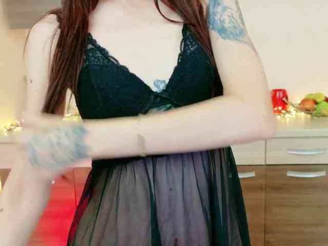 Julia-Jae webcam
