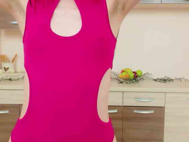 Julia-Jae webcam