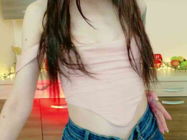 Julia-Jae webcam