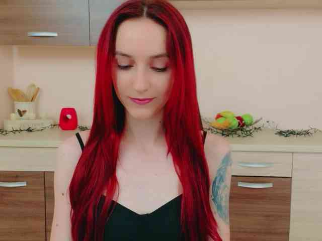 Model: Julia-Jae