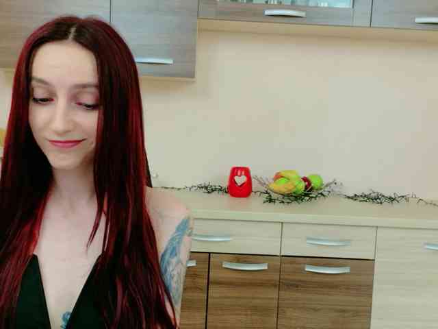 Julia-Jae webcam