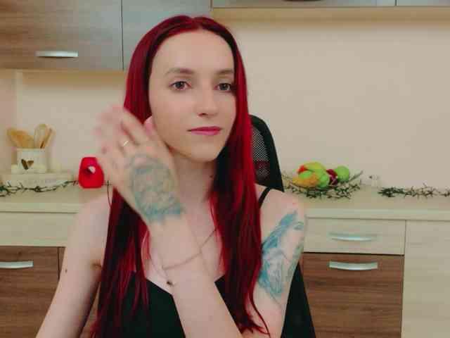 Julia-Jae webcam