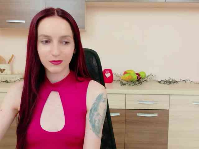 Julia-Jae webcam