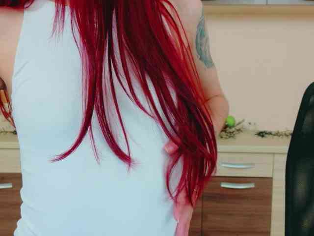 Julia-Jae webcam