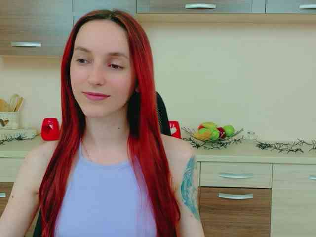 Julia-Jae webcam