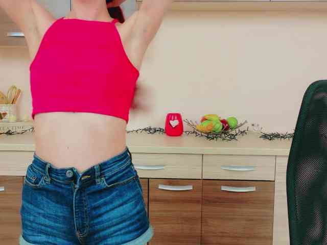 Julia-Jae webcam