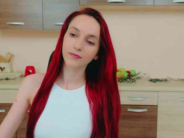 Julia-Jae webcam
