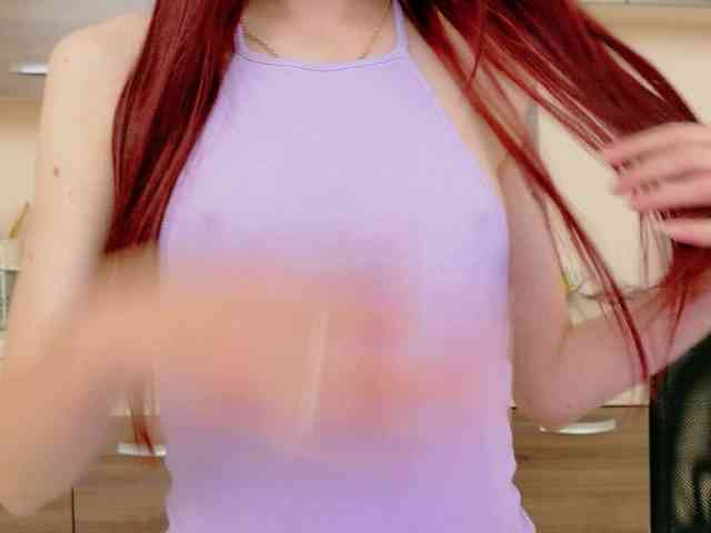 Julia-Jae webcam
