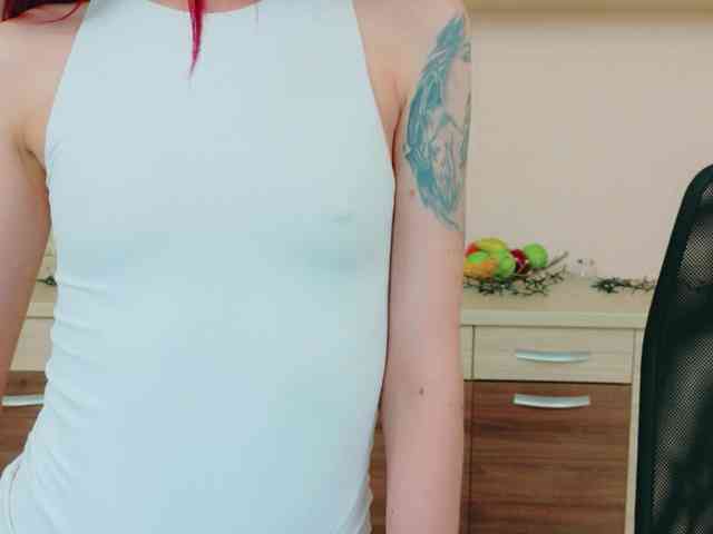 Julia-Jae webcam