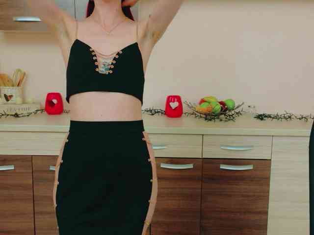 Julia-Jae webcam