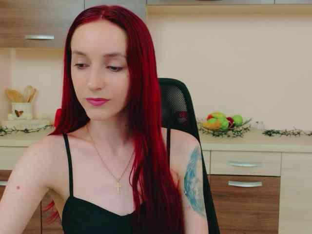 Julia-Jae webcam