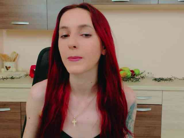 Julia-Jae webcam