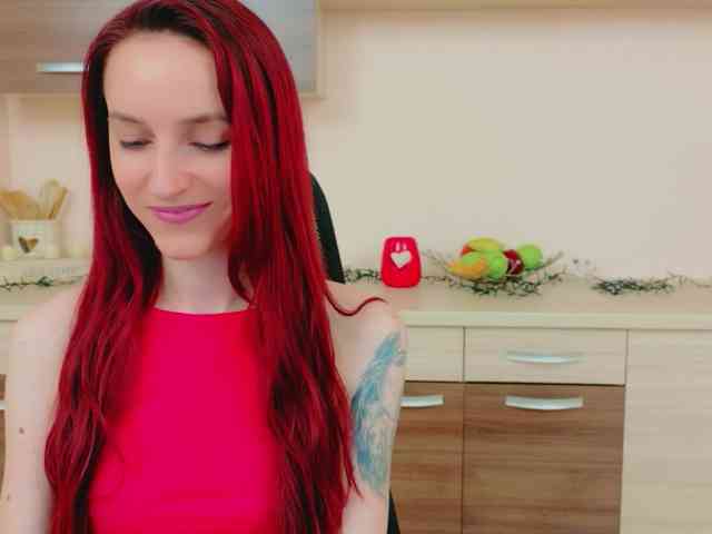 Julia-Jae webcam
