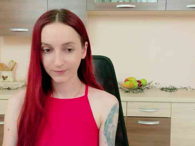 Julia-Jae webcam