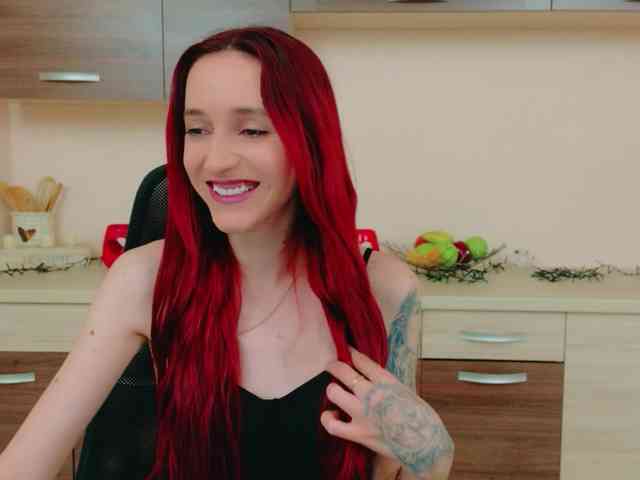 Julia-Jae Julia-Jae