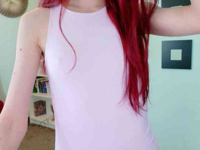 Julia-Jae webcam