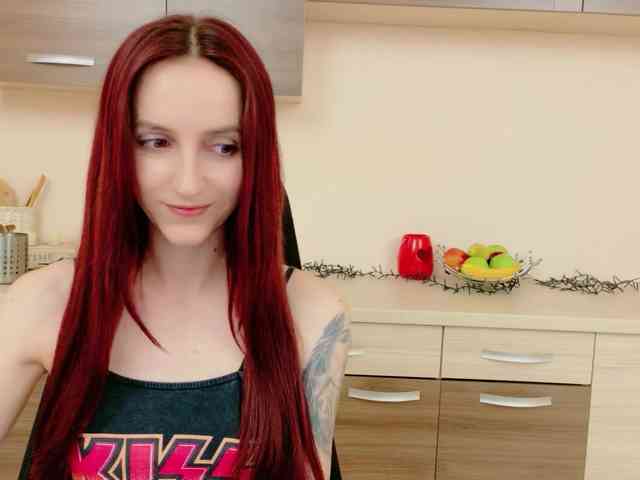 Julia-Jae webcam