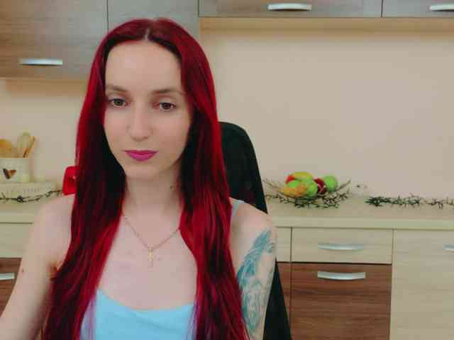 Julia-Jae webcam