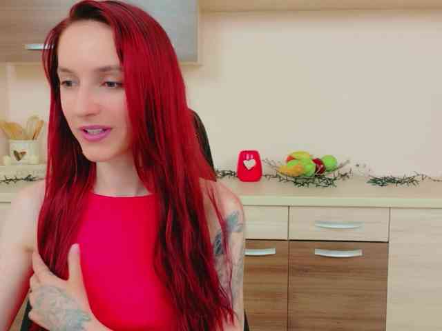 Julia-Jae webcam