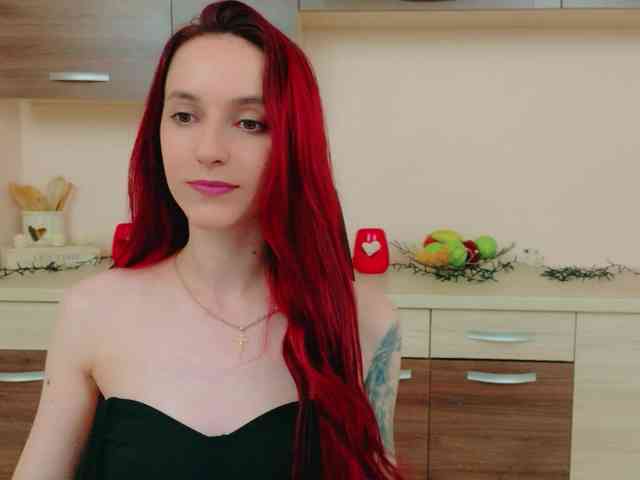 Julia-Jae webcam