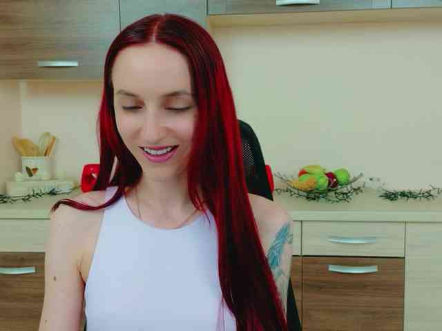 Julia-Jae webcam