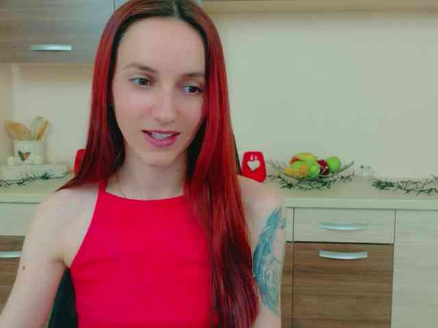 Julia-Jae webcam
