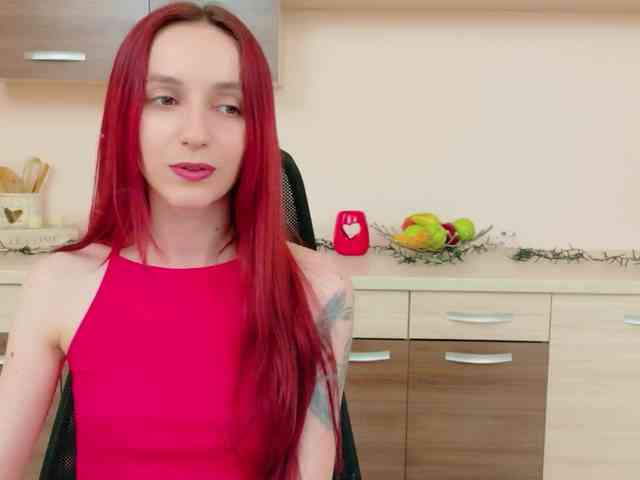 Julia-Jae webcam