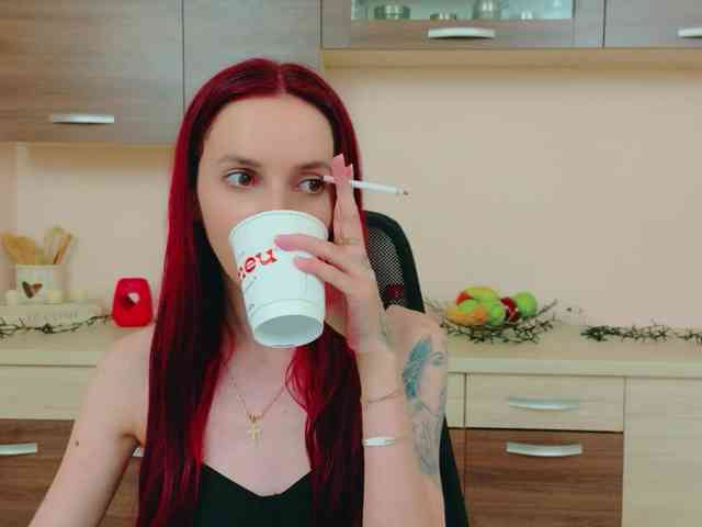 Julia-Jae webcam
