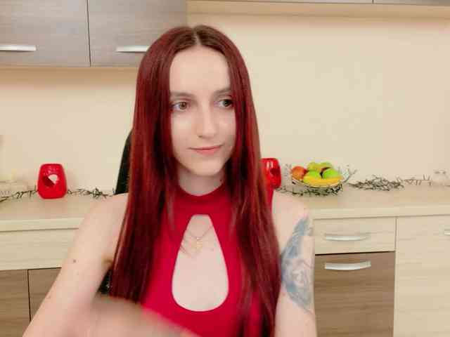Julia-Jae webcam