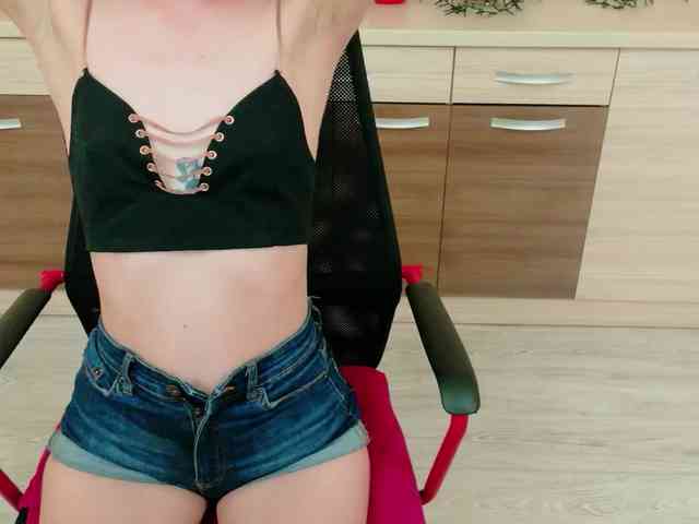 Julia-Jae