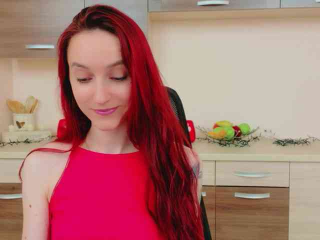 Julia-Jae webcam