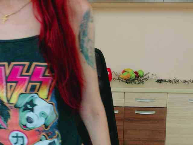 Julia-Jae webcam
